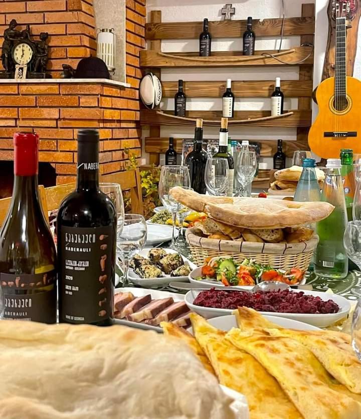 Karse Hotel Амбролаури Екстериор снимка