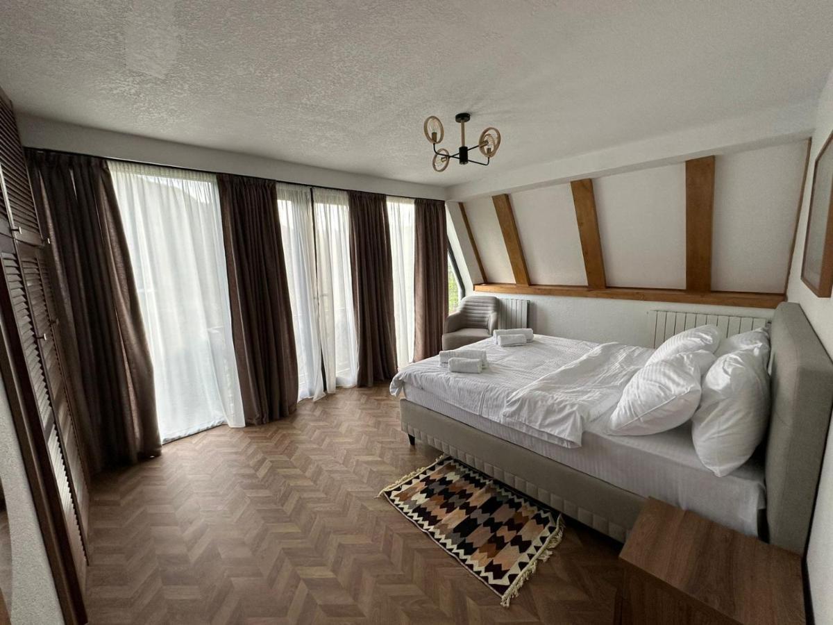 Karse Hotel Амбролаури Екстериор снимка