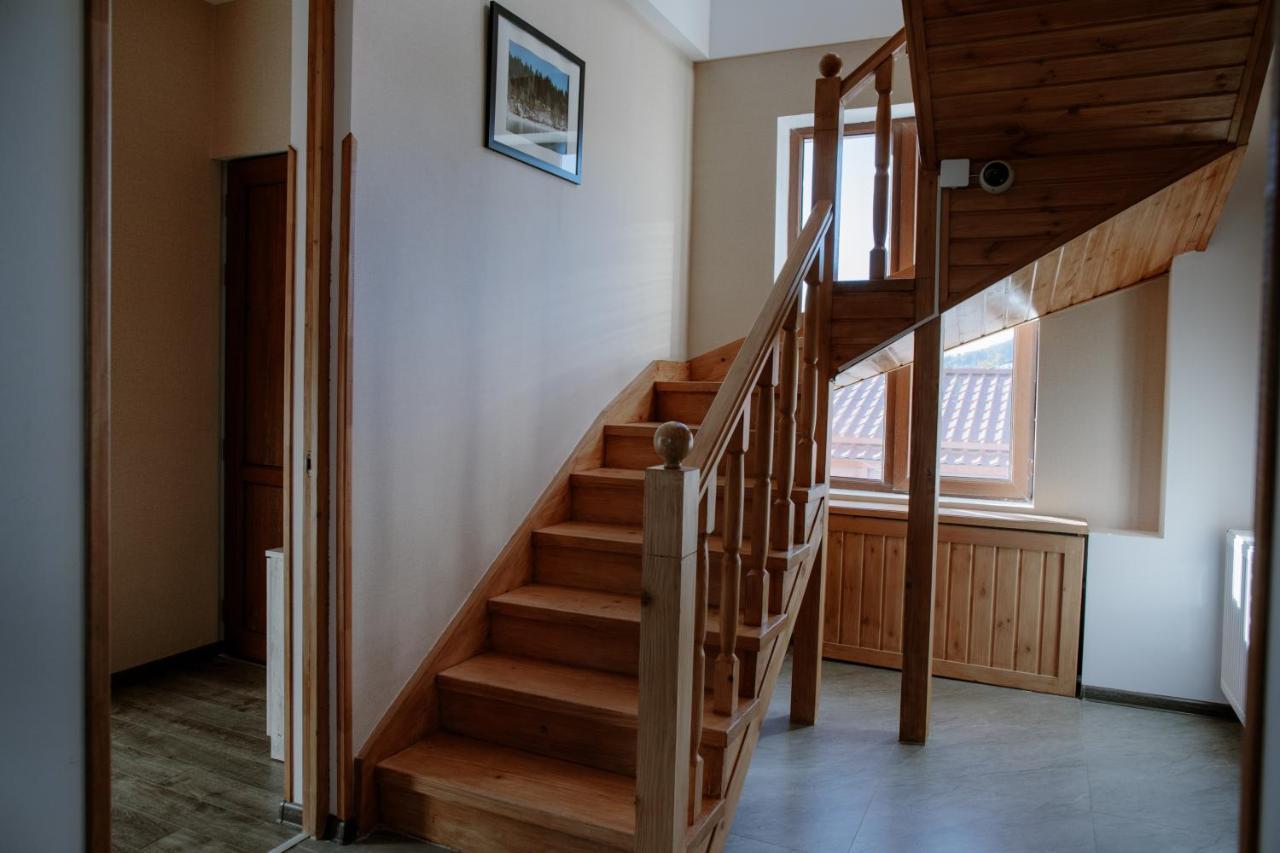 Karse Hotel Амбролаури Екстериор снимка